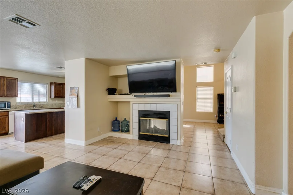 3772 Bossa Nova, Las Vegas, NV 89129