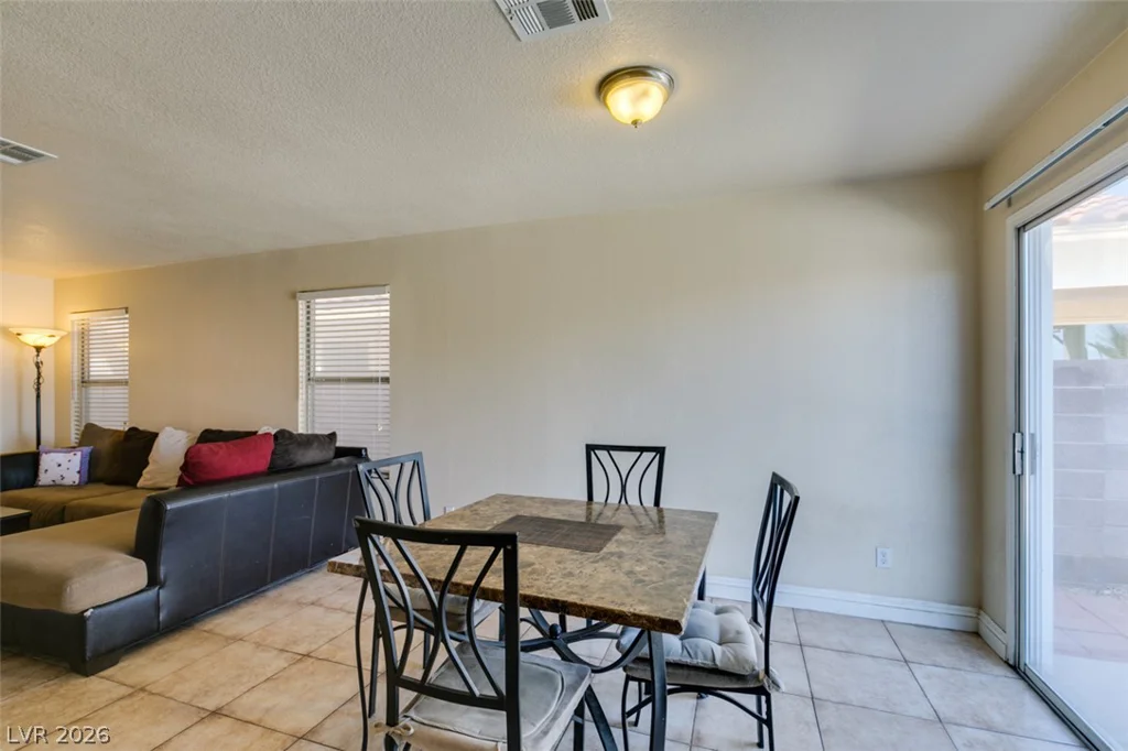 3772 Bossa Nova, Las Vegas, NV 89129