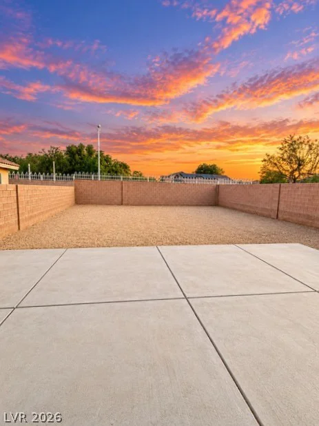 5926 Stone Hollow, Las Vegas, NV 89156