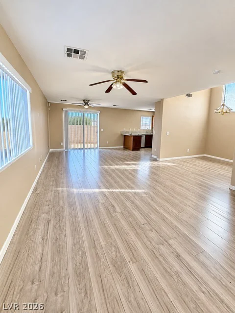 5926 Stone Hollow, Las Vegas, NV 89156
