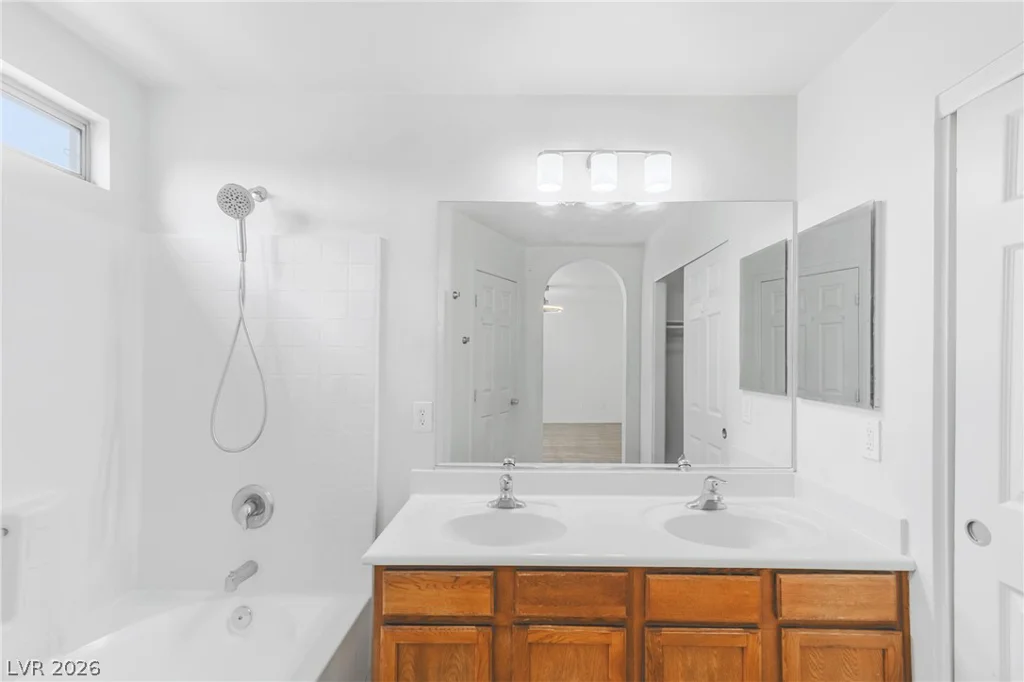 3671 Durant River, Las Vegas, NV 89122