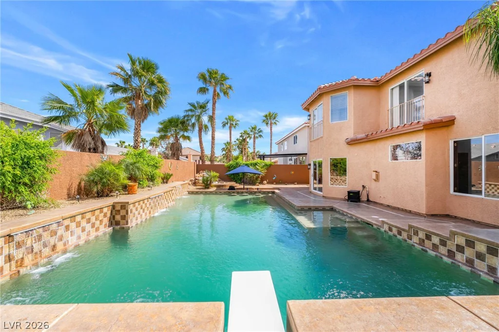 7526 Gossamer Wind, Las Vegas, NV 89139