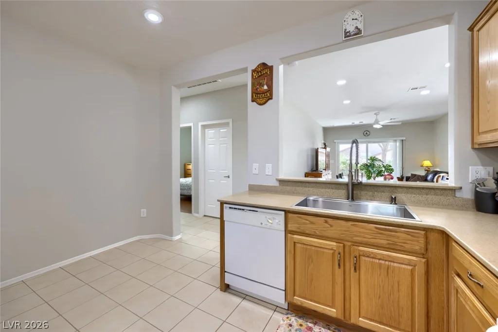 2347 Tranquil Moon, Henderson, NV 89044