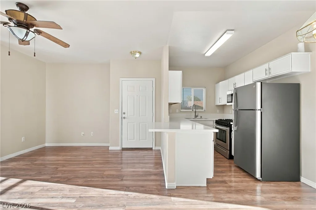 5751 Hacienda, Las Vegas, NV 89122