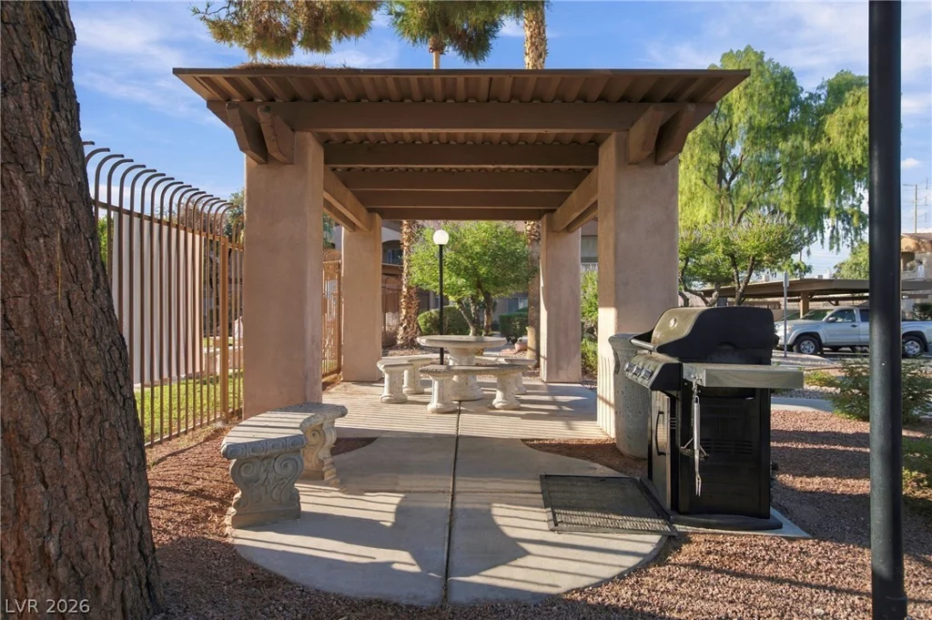 5751 Hacienda, Las Vegas, NV 89122