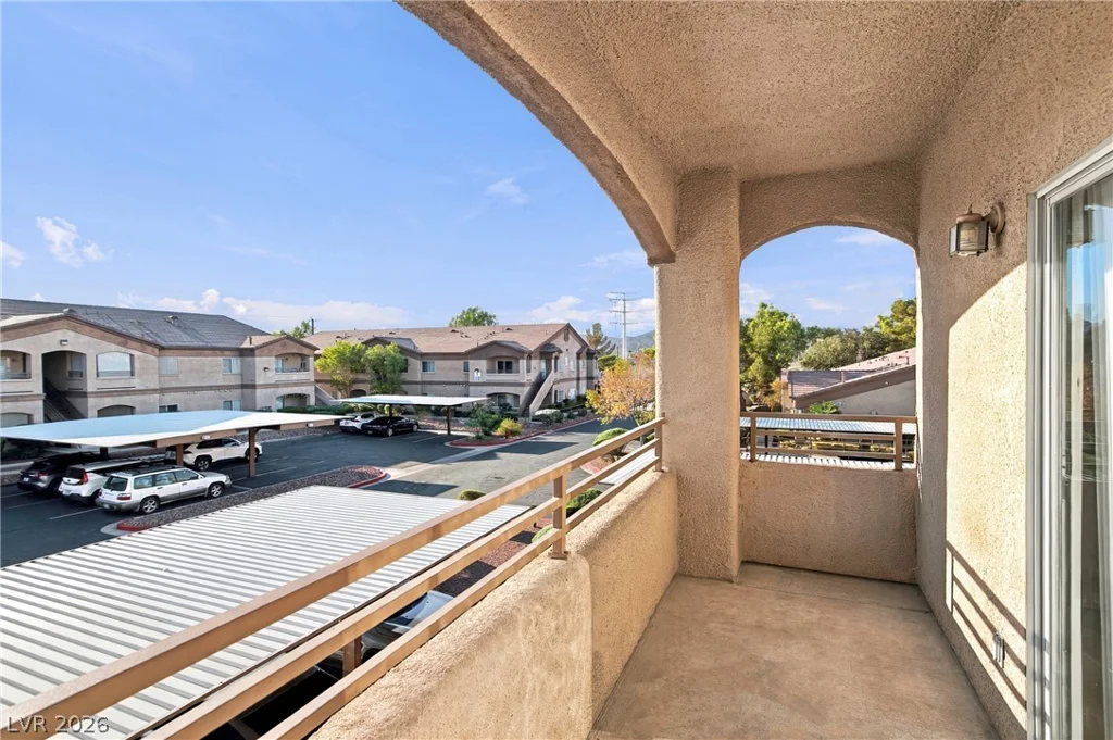 5751 Hacienda, Las Vegas, NV 89122