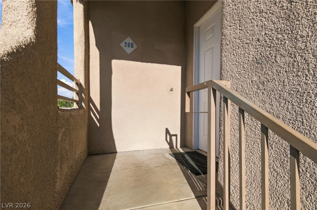 5751 Hacienda, Las Vegas, NV 89122