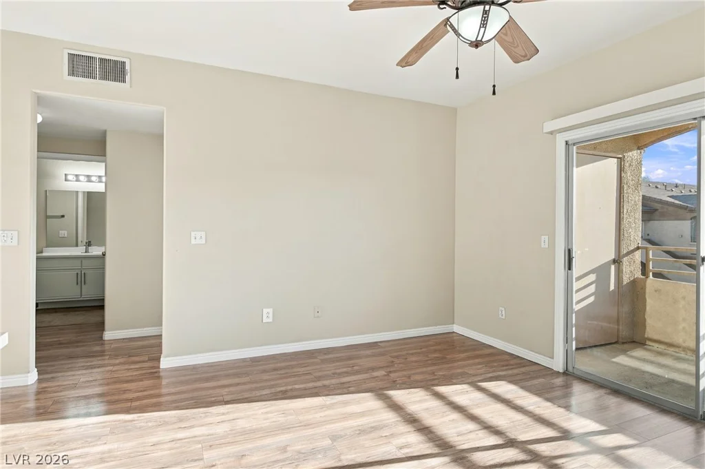 5751 Hacienda, Las Vegas, NV 89122