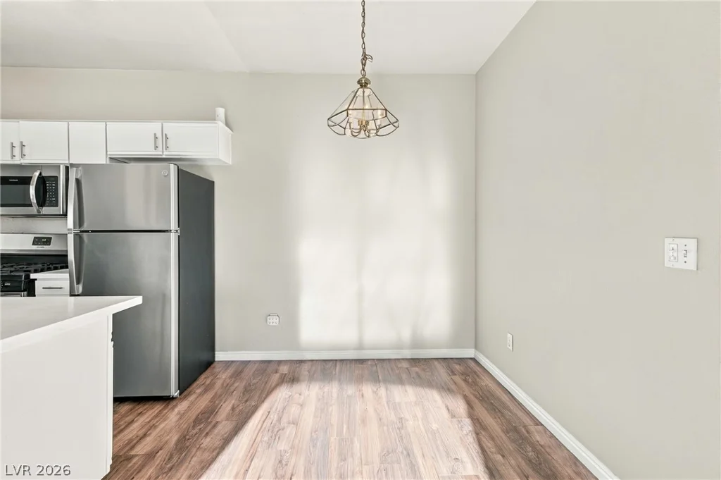5751 Hacienda, Las Vegas, NV 89122