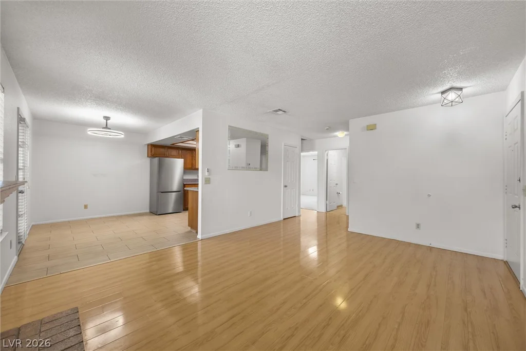 5576 Rochelle, Las Vegas, NV 89103