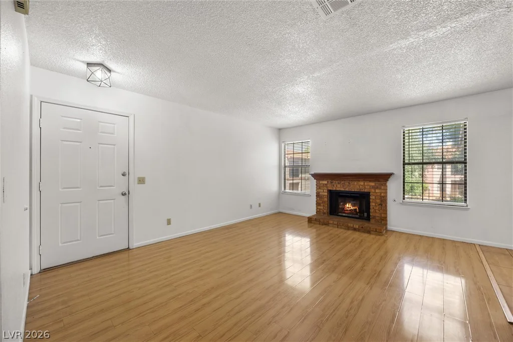 5576 Rochelle, Las Vegas, NV 89103