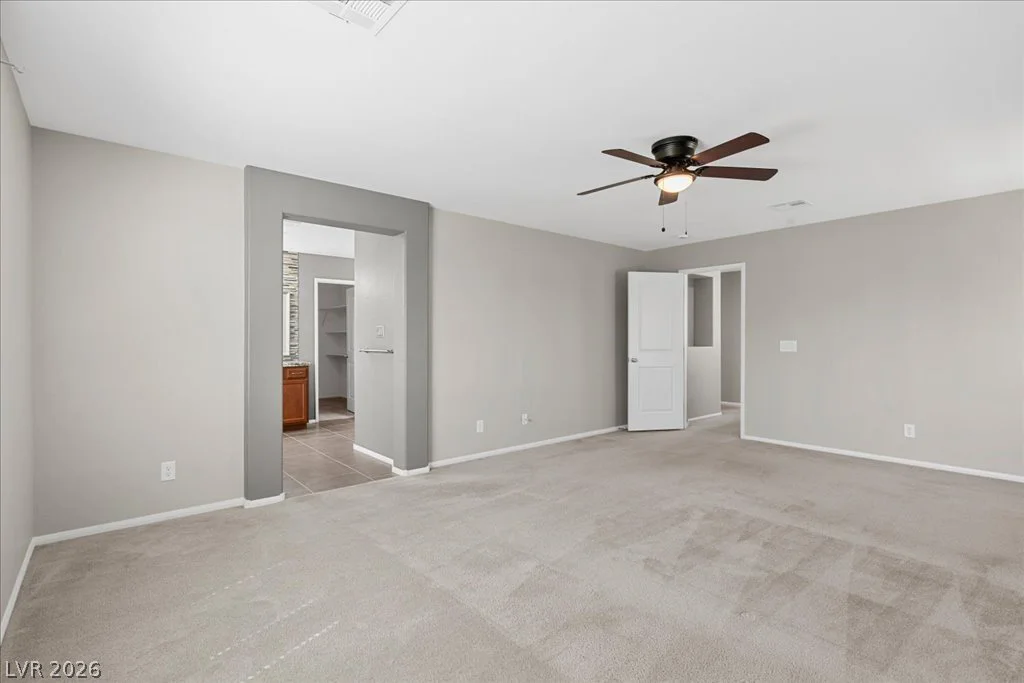 10833 Whipple Crest, Las Vegas, NV 89166