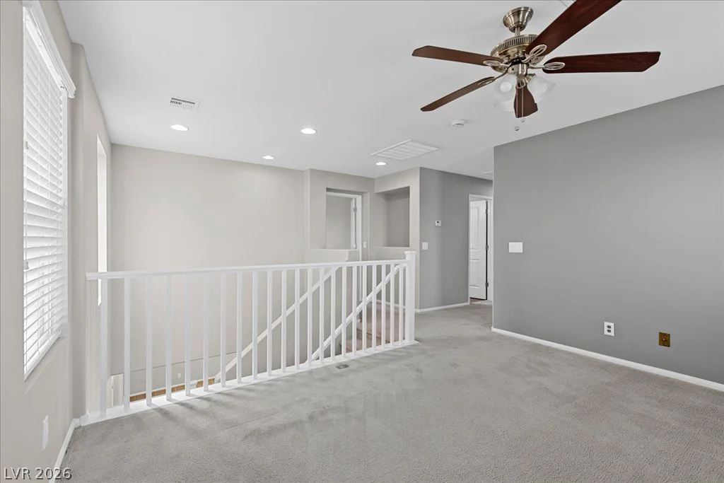 10833 Whipple Crest, Las Vegas, NV 89166