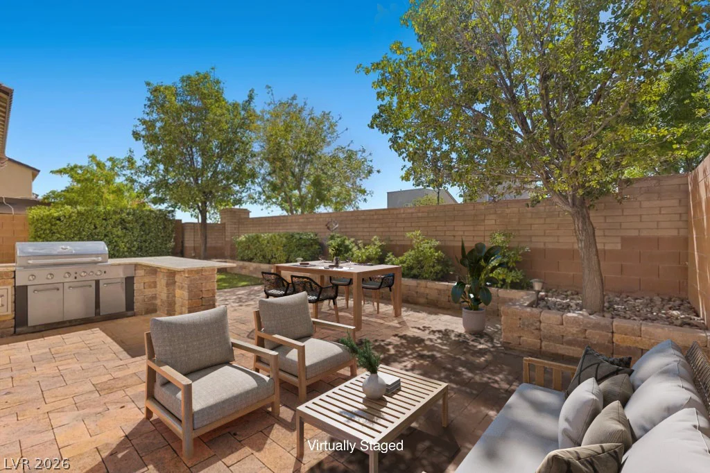10833 Whipple Crest, Las Vegas, NV 89166