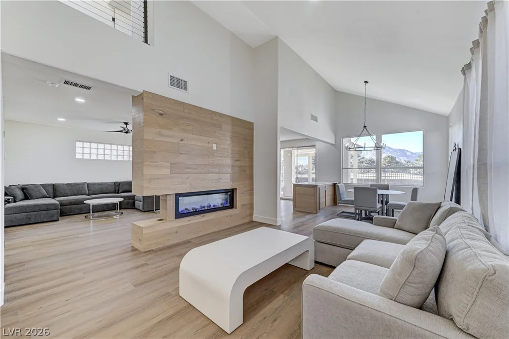 1317 Fox Acres, Las Vegas, NV 89134