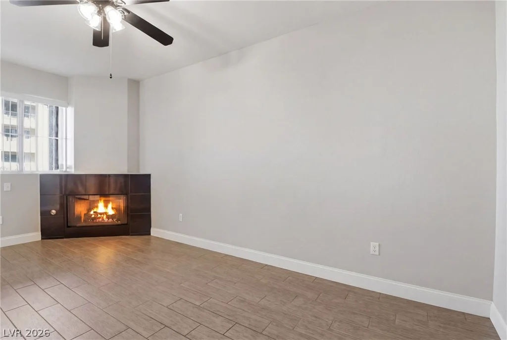 7143 Durango, Las Vegas, NV 89113