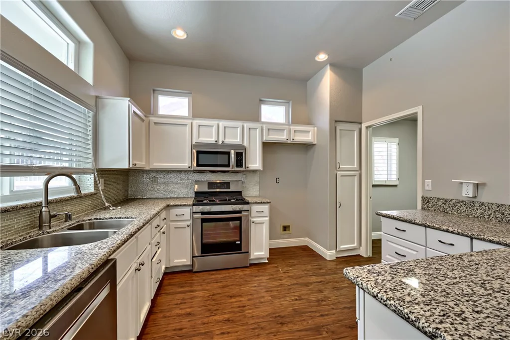 10033 Netherton, Las Vegas, NV 89134