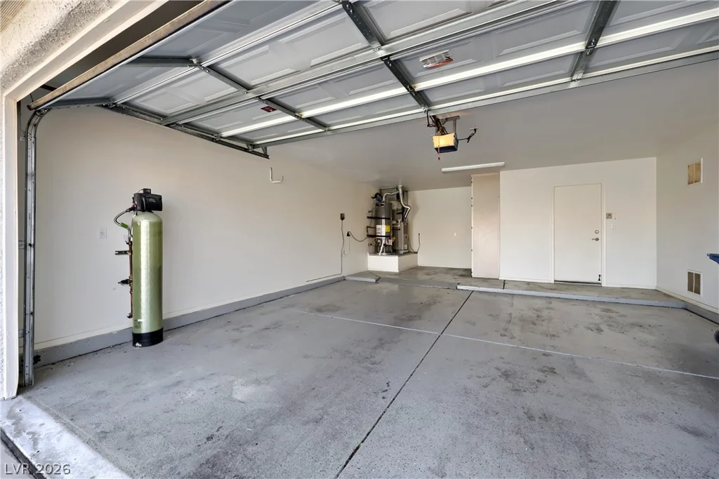 10033 Netherton, Las Vegas, NV 89134