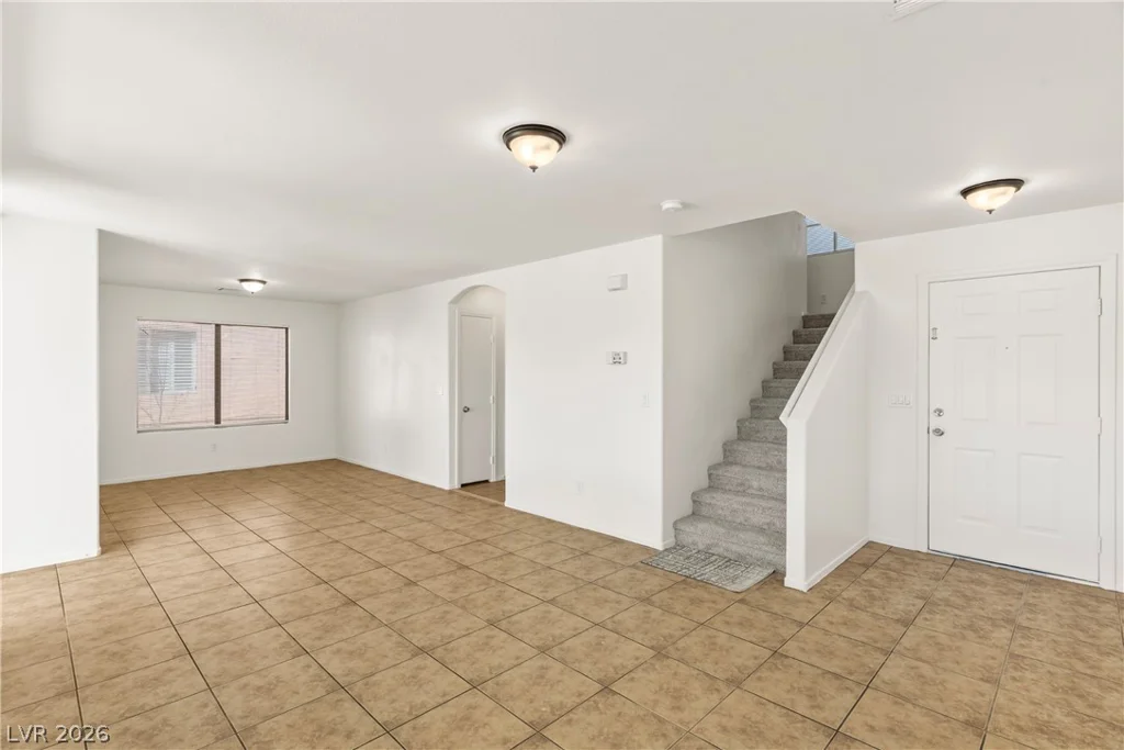 4655 Gracemont, Las Vegas, NV 89139