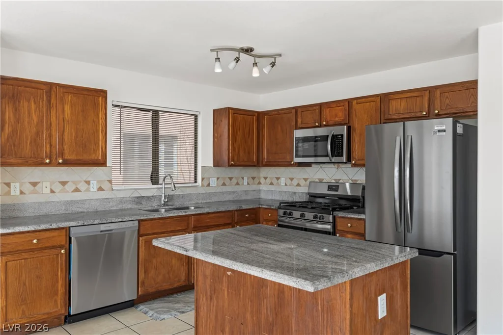 4655 Gracemont, Las Vegas, NV 89139