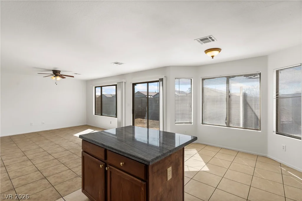 4655 Gracemont, Las Vegas, NV 89139