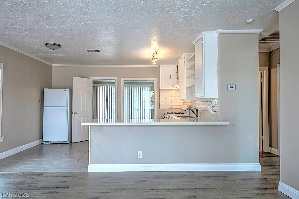 911 1st, Las Vegas, NV 89101