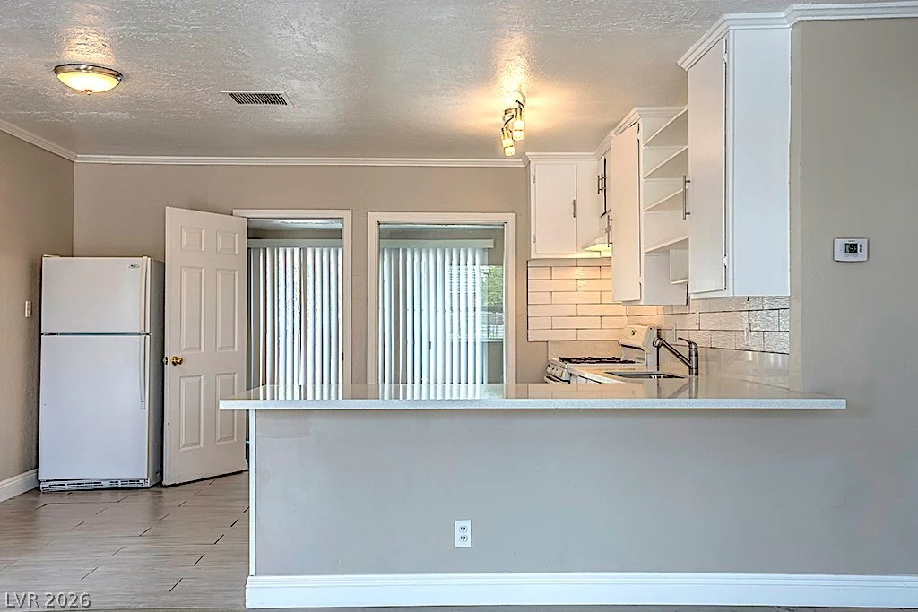 911 1st, Las Vegas, NV 89101