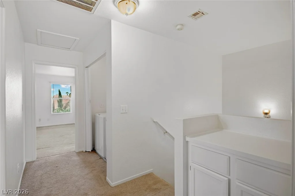 1428 Desert Hills, Las Vegas, NV 89117