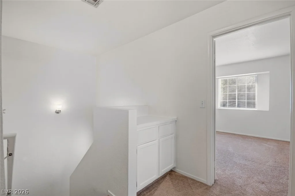 1428 Desert Hills, Las Vegas, NV 89117
