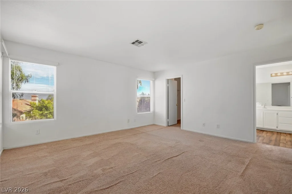 1428 Desert Hills, Las Vegas, NV 89117