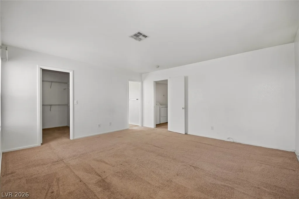 1428 Desert Hills, Las Vegas, NV 89117