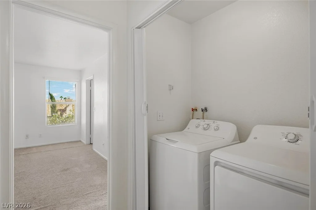 1428 Desert Hills, Las Vegas, NV 89117