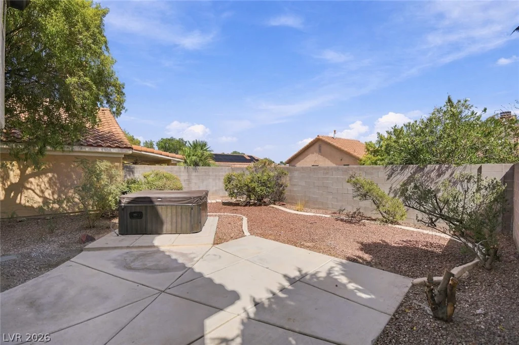 1428 Desert Hills, Las Vegas, NV 89117