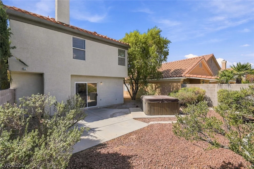 1428 Desert Hills, Las Vegas, NV 89117