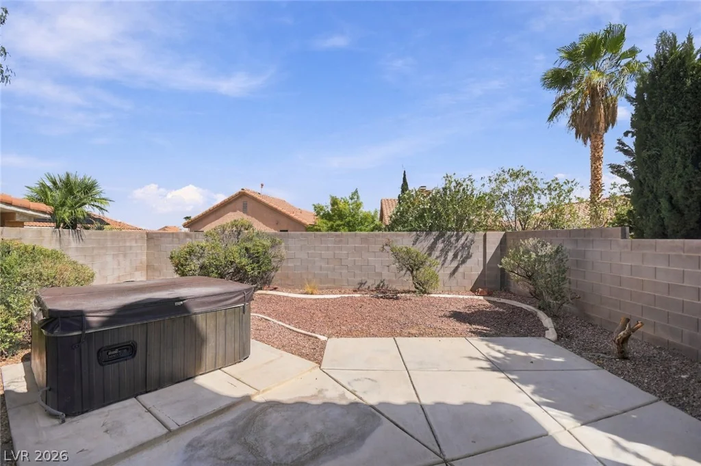 1428 Desert Hills, Las Vegas, NV 89117