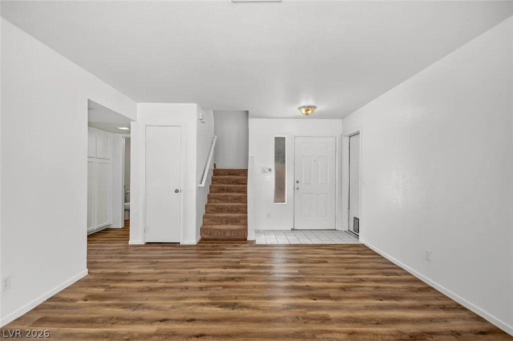 1428 Desert Hills, Las Vegas, NV 89117