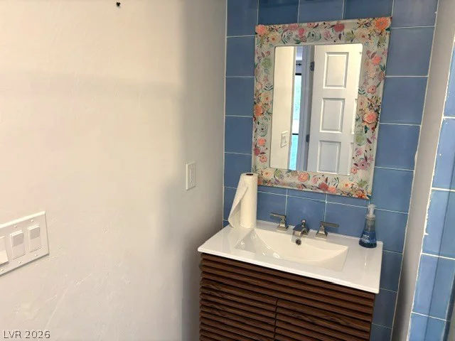 2101 Calle De Espana, Las Vegas, NV 89102