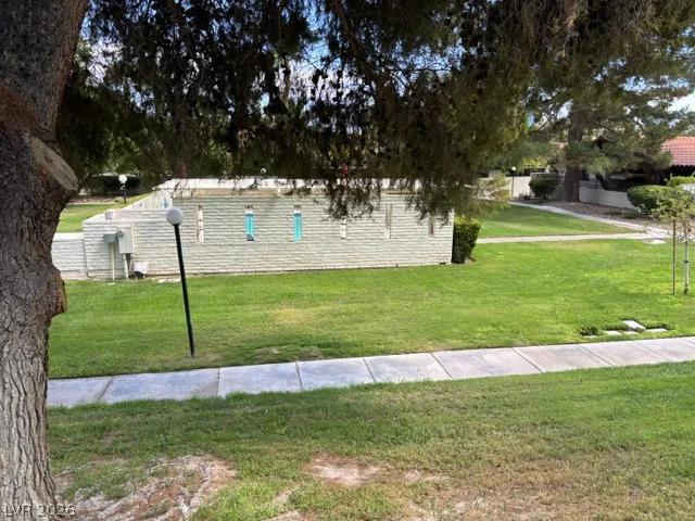 2101 Calle De Espana, Las Vegas, NV 89102