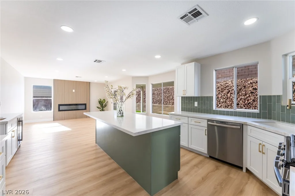 1517 Kirby, Las Vegas, NV 89117