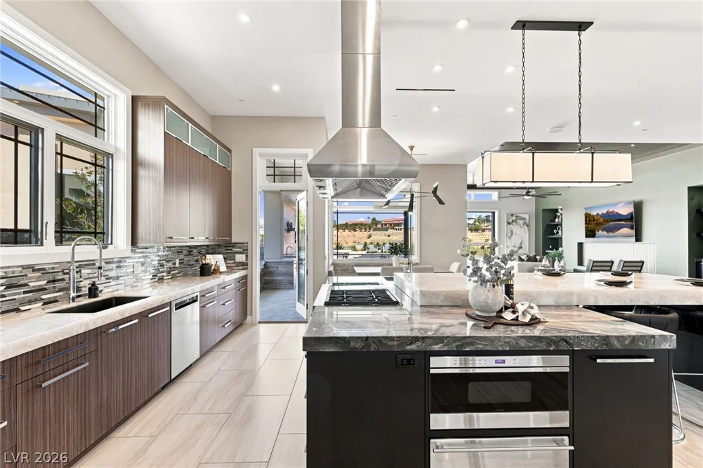 1376 Opal Valley, Henderson, NV 89052