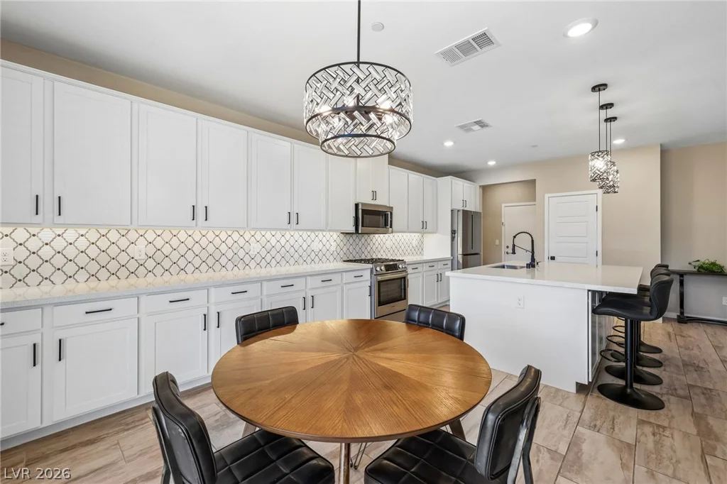 194 Viento Ridge, Henderson, NV 89012