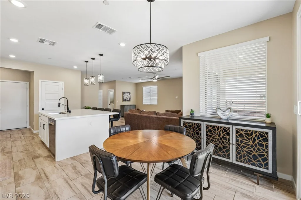 194 Viento Ridge, Henderson, NV 89012