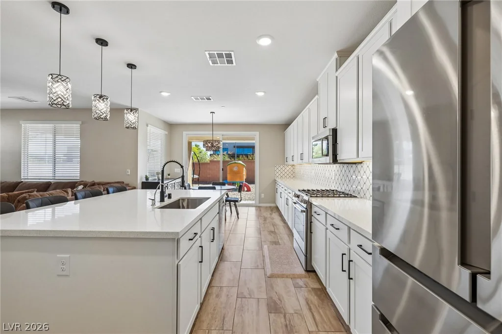 194 Viento Ridge, Henderson, NV 89012