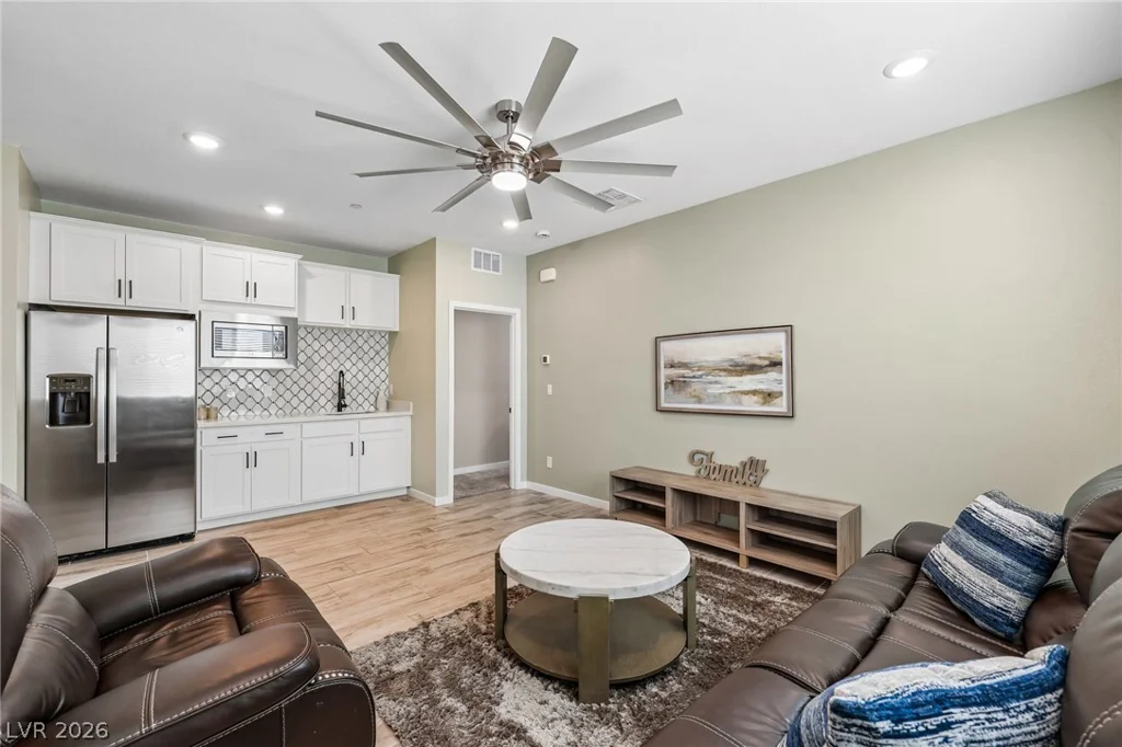 194 Viento Ridge, Henderson, NV 89012