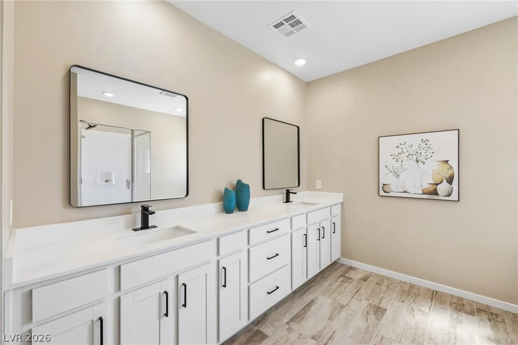 194 Viento Ridge, Henderson, NV 89012
