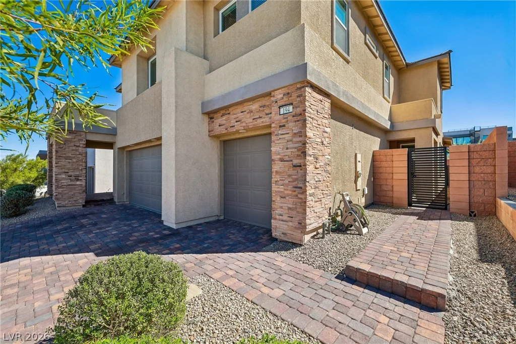 194 Viento Ridge, Henderson, NV 89012