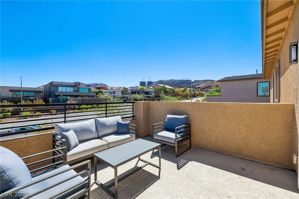 194 Viento Ridge, Henderson, NV 89012