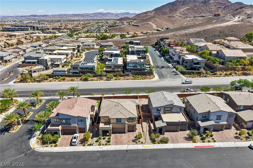 194 Viento Ridge, Henderson, NV 89012