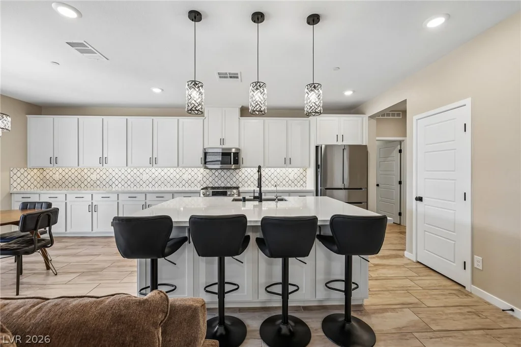 194 Viento Ridge, Henderson, NV 89012