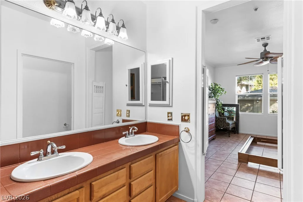 1012 Domnus, Las Vegas, NV 89144